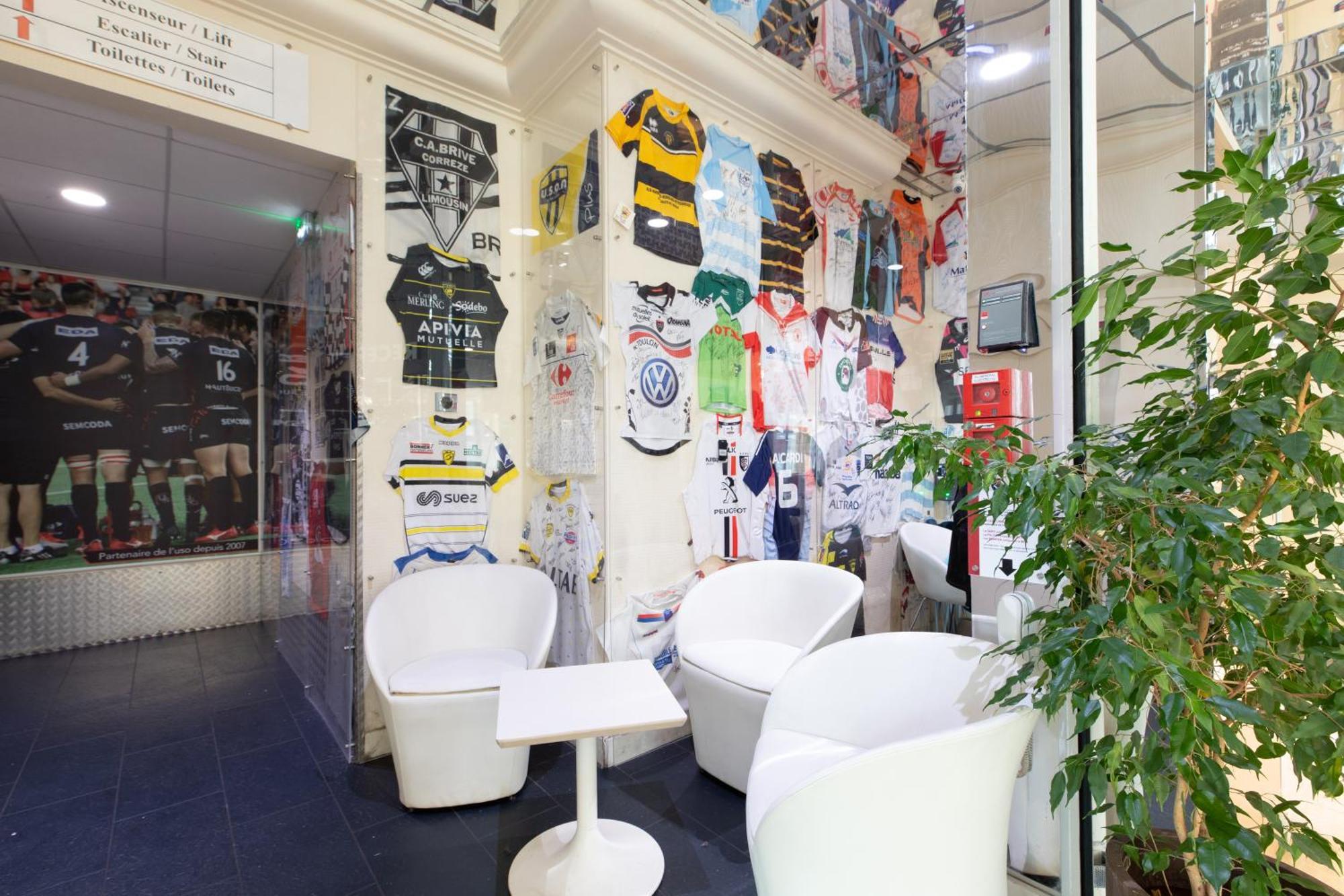 Hôtel Central Parc Oyonnax Extérieur photo
